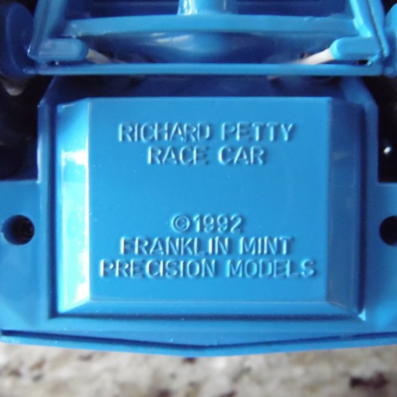 RICHARD PETTY FRANKLIN MINT #43 METAL CAR COLLECTIBLE VINTAGE - Picture 16 of 16